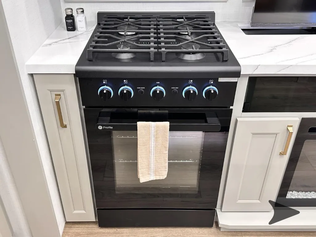 2026 Brinkley Model G 3520, Photos photo 43