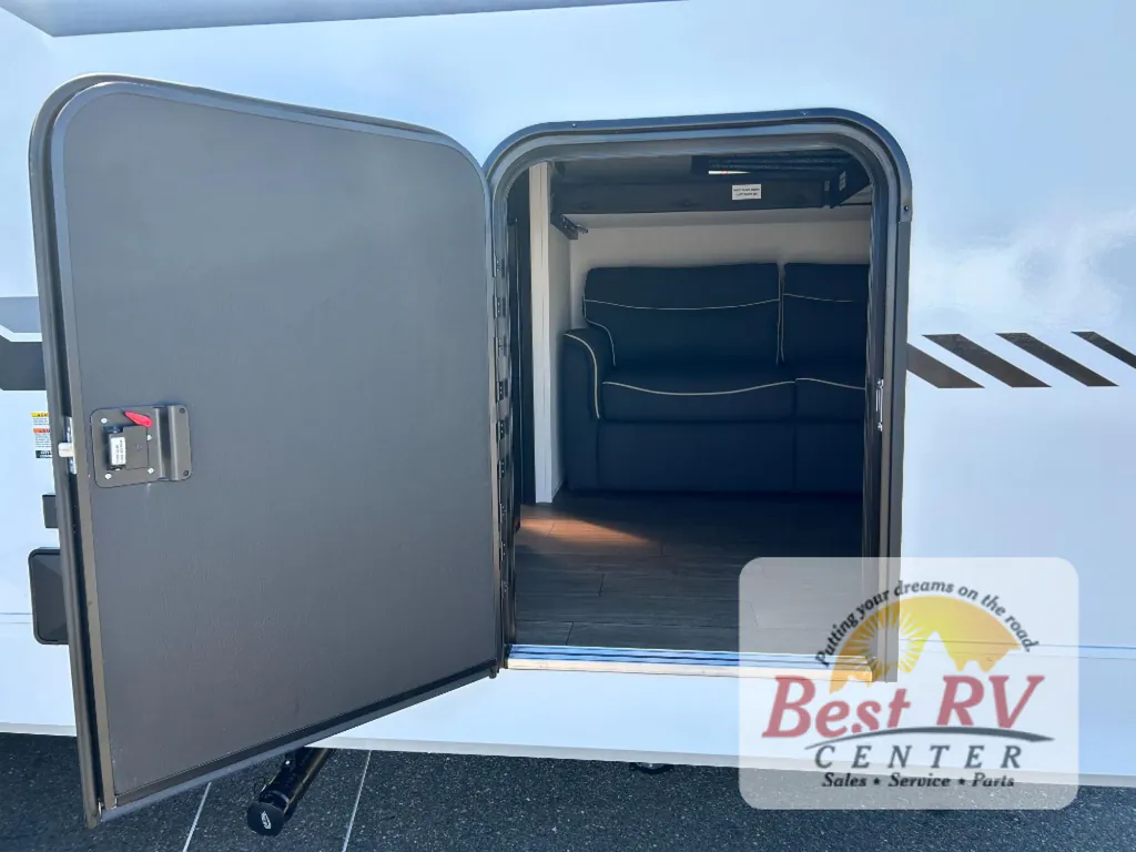 2026 Forest River Cherokee Alpha Wolf 29TB, Photos photo 8