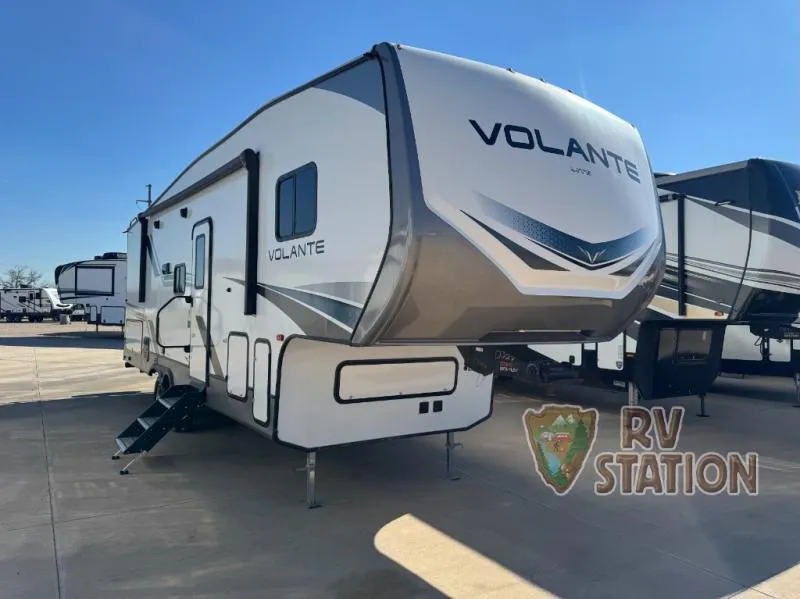 2023 CrossRoads Volante 270BH - Photo 2
