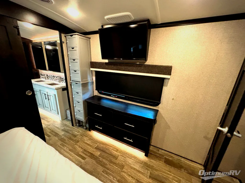 2021 Jayco North Point 387FBTS, Photos photo 13
