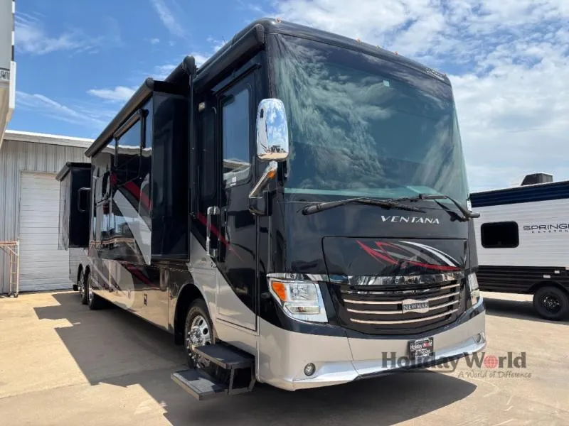 2019 Newmar Ventana 4369 - Photo 2