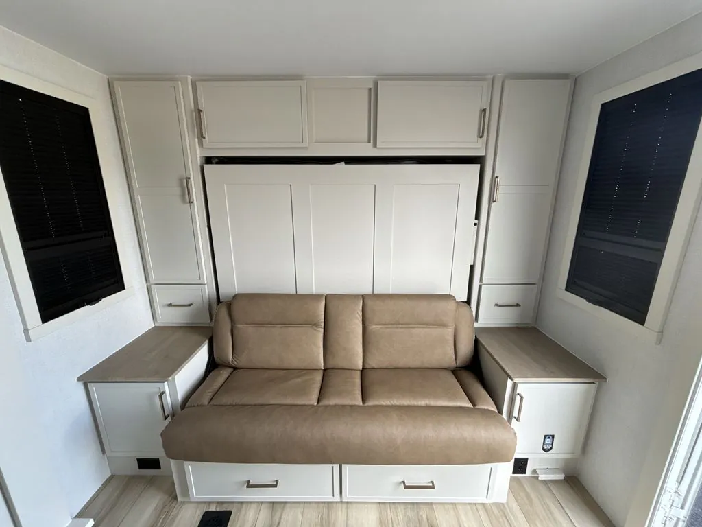 2026 Brinkley Model Ix 20X, Photos photo 12