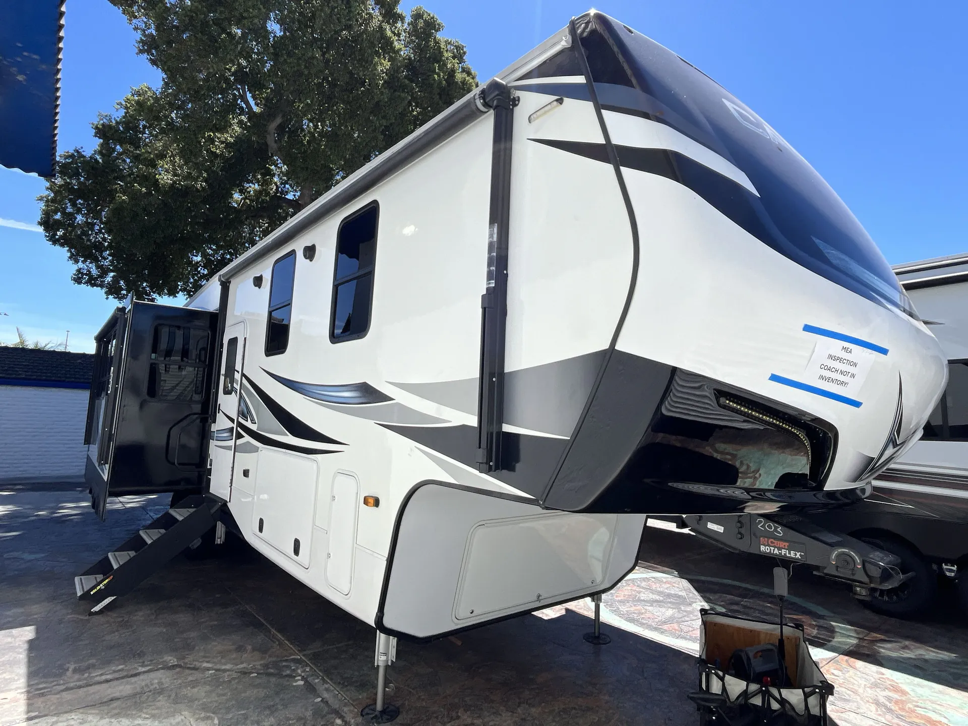 2022 CrossRoads Cameo CE3201RL - Photo 2