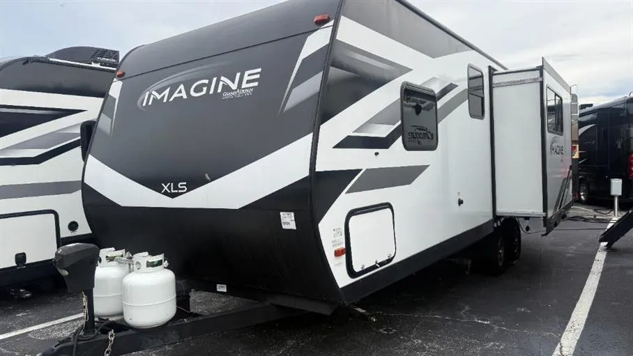 2023 Grand Design Imagine XLS 23LDE - Photo 4