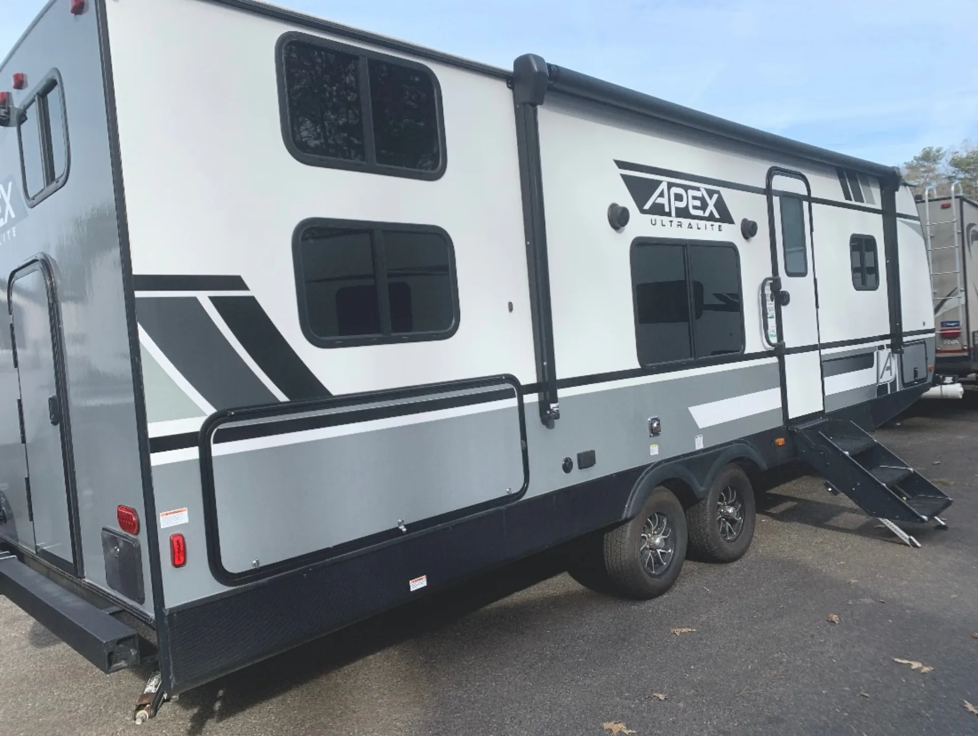 2022 Coachmen Apex 256BHS dealer photo 1 from Camping World