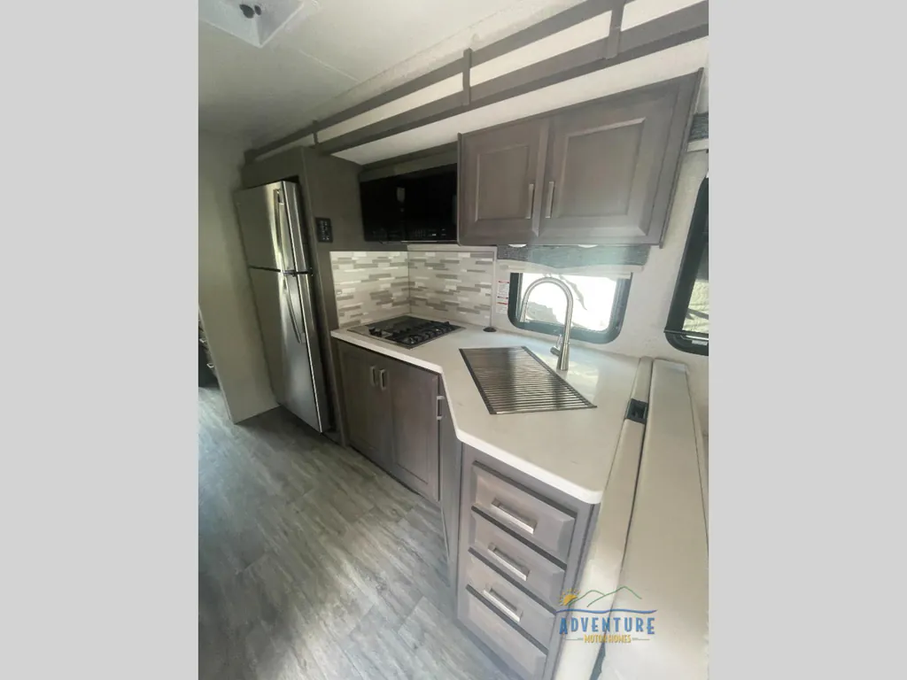2024 Thor Motor Coach Magnitude Super C XG32, Photos photo 13