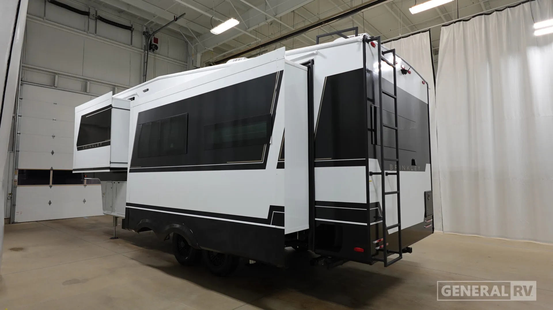 2027 Brinkley Model Z 2700 - Photo 4