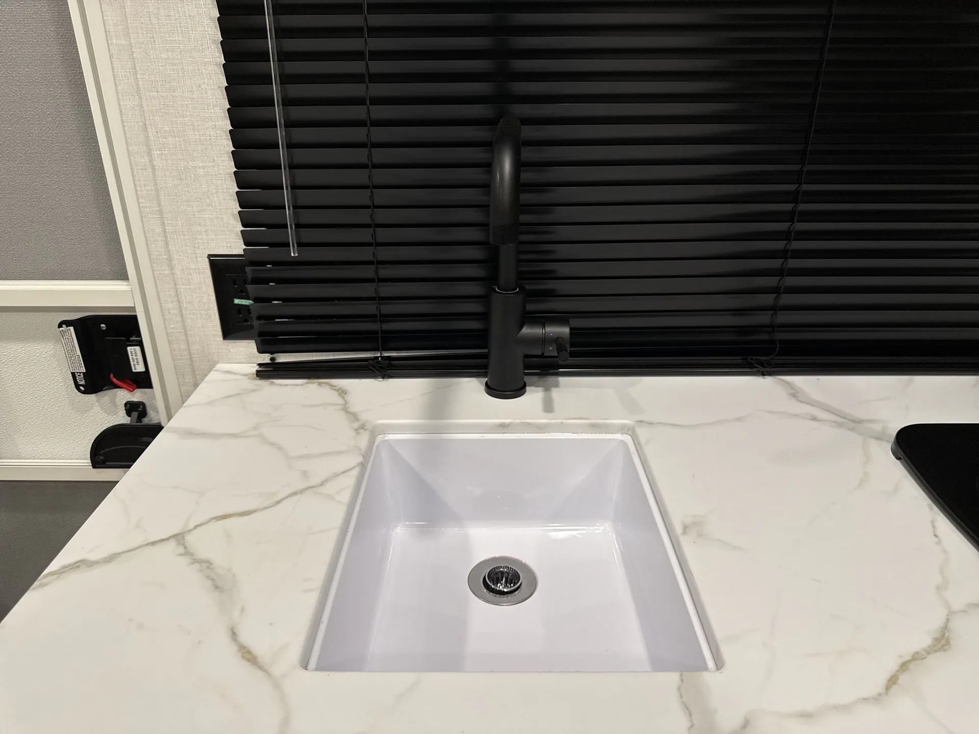 2026 Forest River Wildwood FSX 178ICE — sink