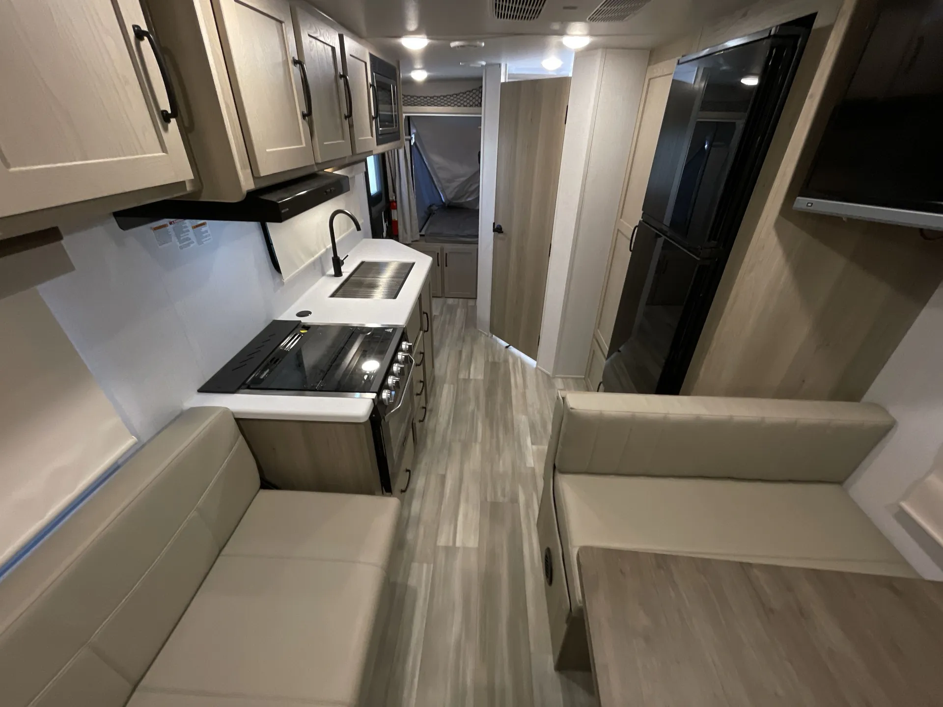 2024 Forest River Rockwood Roo 19 — living area main