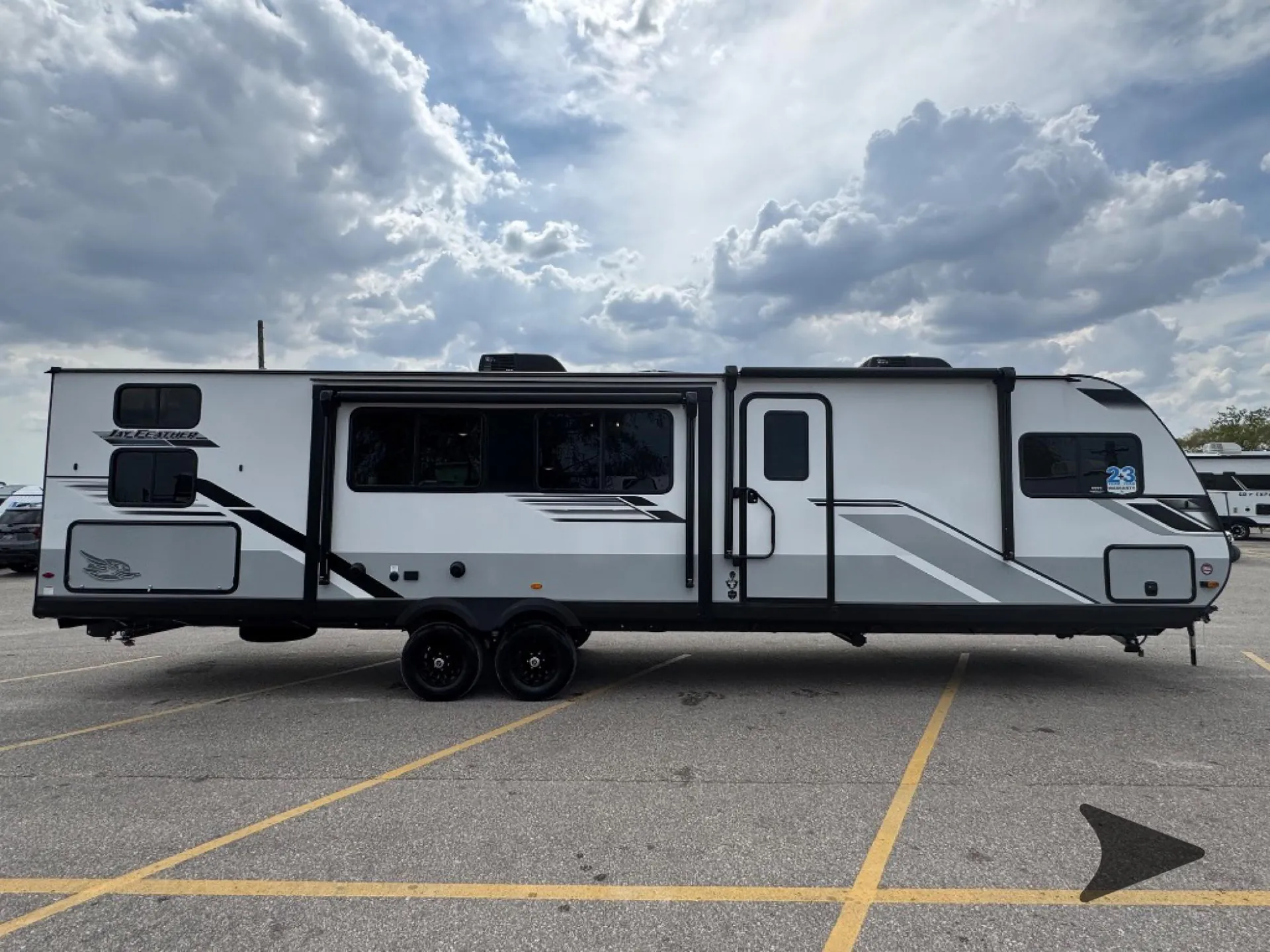 2026 Jayco Jay Feather 32QBH - Photo 4