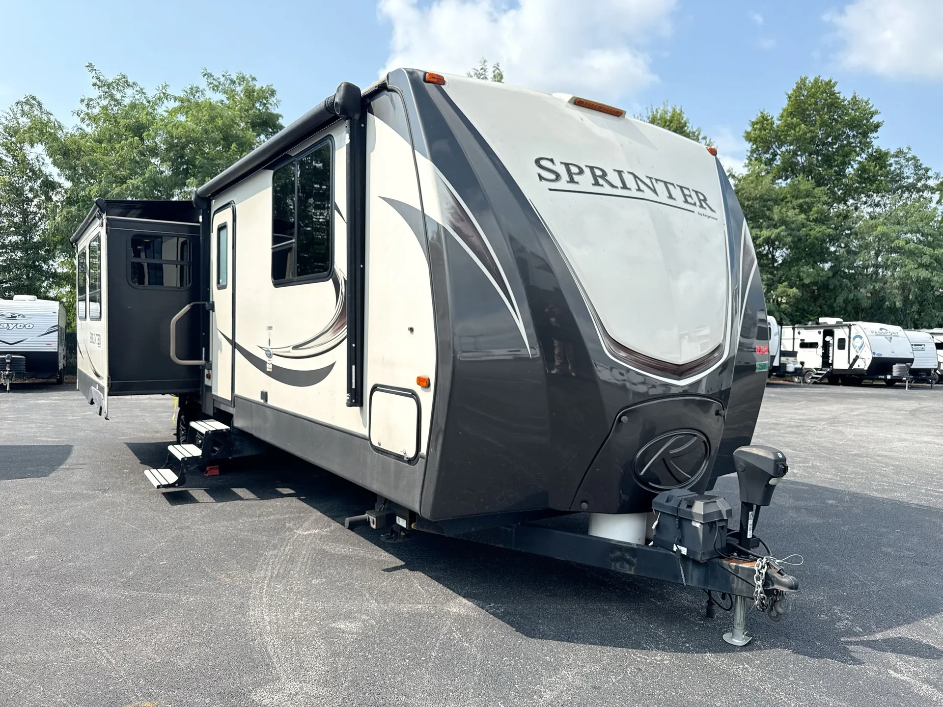 2017 Keystone Sprinter Limited 319MKS - Photo 2