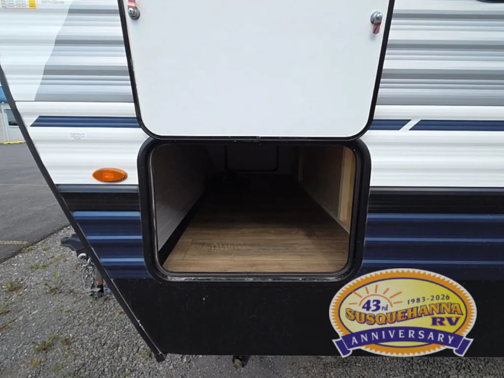 2027 Palomino Puma 337BH, Photos photo 12