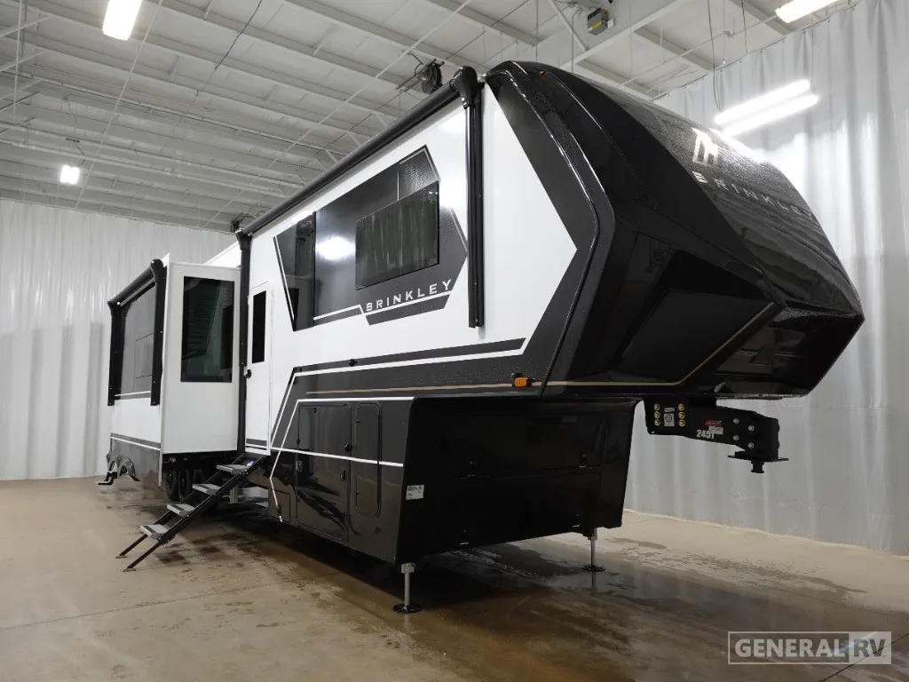 2026 Brinkley Model G 3970 - Photo 2