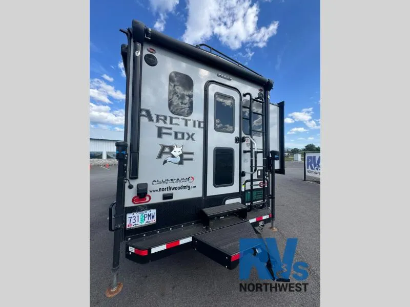 2023 Northwood Arctic Fox Camper 1150 - Photo 4