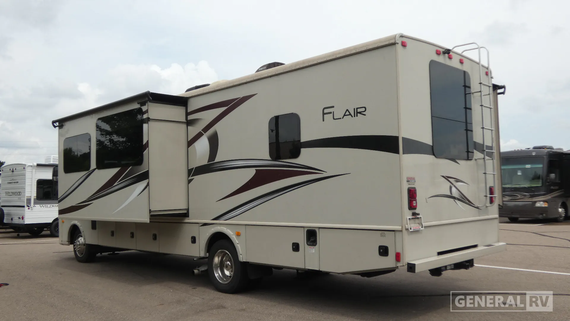 2016 Fleetwood Flair LXE 31W - Photo 4