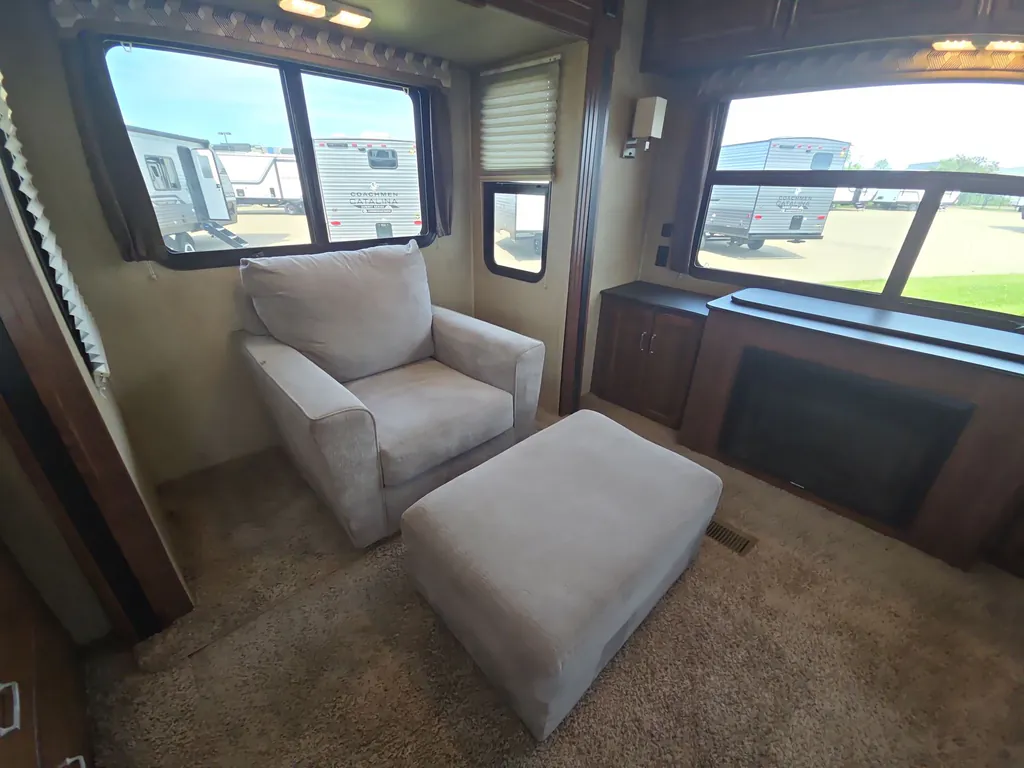 2018 Keystone Outback 298RE, Photos photo 19