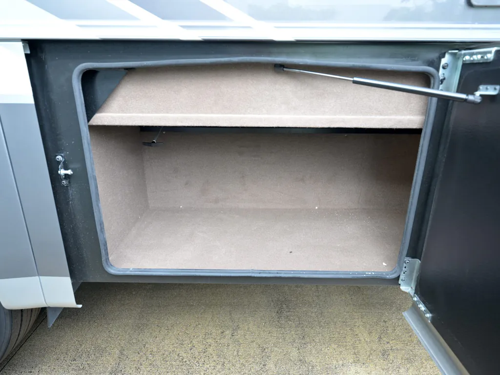 2027 Entegra Coach Accolade 37K, Photos photo 41