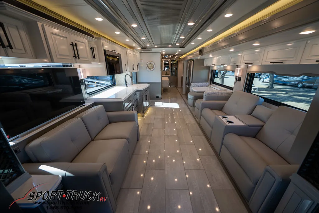 2026 Newmar Summit Aire 4505 - Photo 3