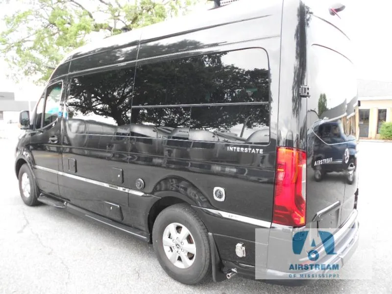 2022 Airstream Interstate Nineteen Used    Std. Model - Photo 4