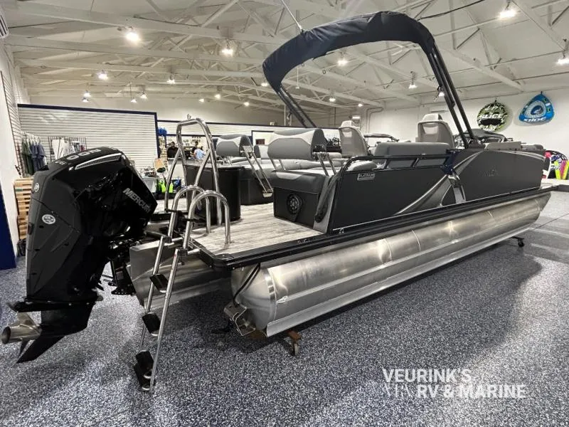 2026 Avalon Avalon LSZ 2385 QLS - Tritoon - Mercury 200hp - Photo 2