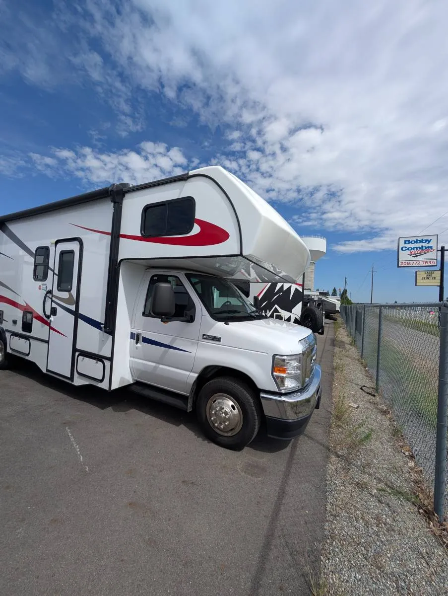 2023 Forest River RV Forester 2651CDW Ford - Photo 3