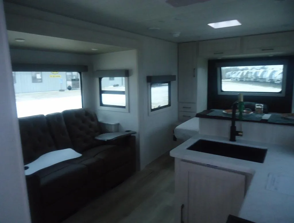 2026 Forest River Surveyor Legend 202RBLE — Photo 7