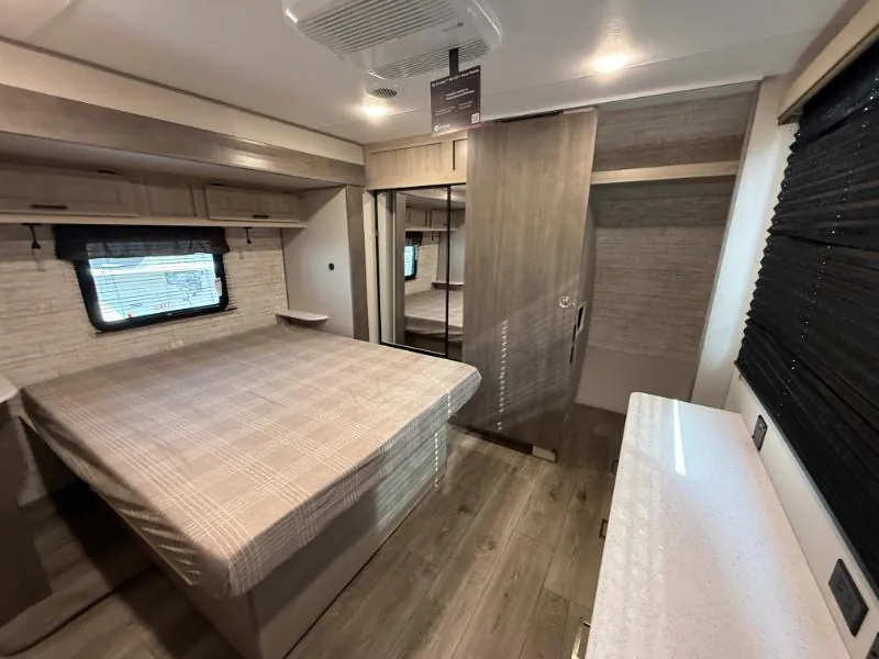 2026 Coachmen Catalina Legacy Edition 323MAZE, Photos photo 21