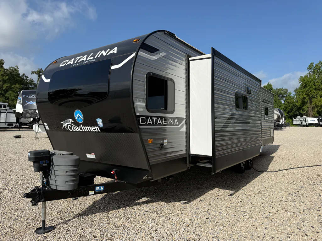 2024 Coachmen Catalina Legacy Edition 283FEDS, Photos photo 3