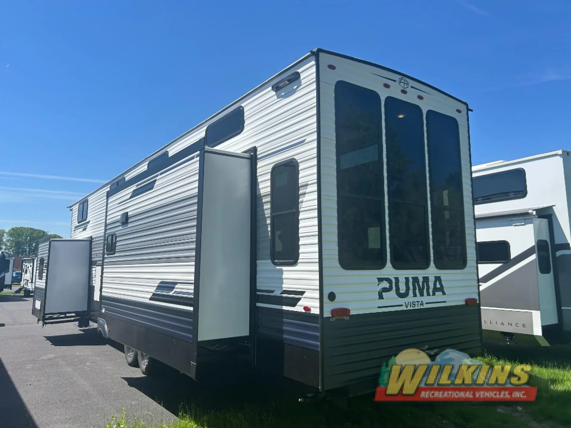 2026 Forest River Puma Vista 401RLFT — Photo 7