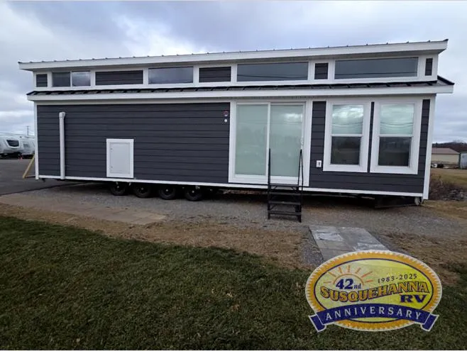 2026 Great Outdoor Cottages Bay View 300-L2-K2 - Main photo