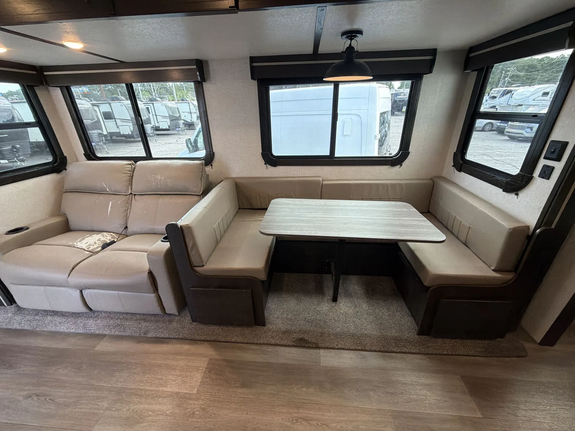 2021 CrossRoads Cruiser Aire 27RBS — living area main