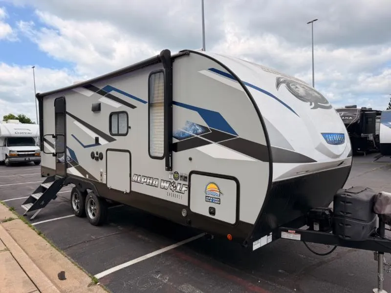 2023 Forest River Cherokee Alpha Wolf 22SW - Photo 2