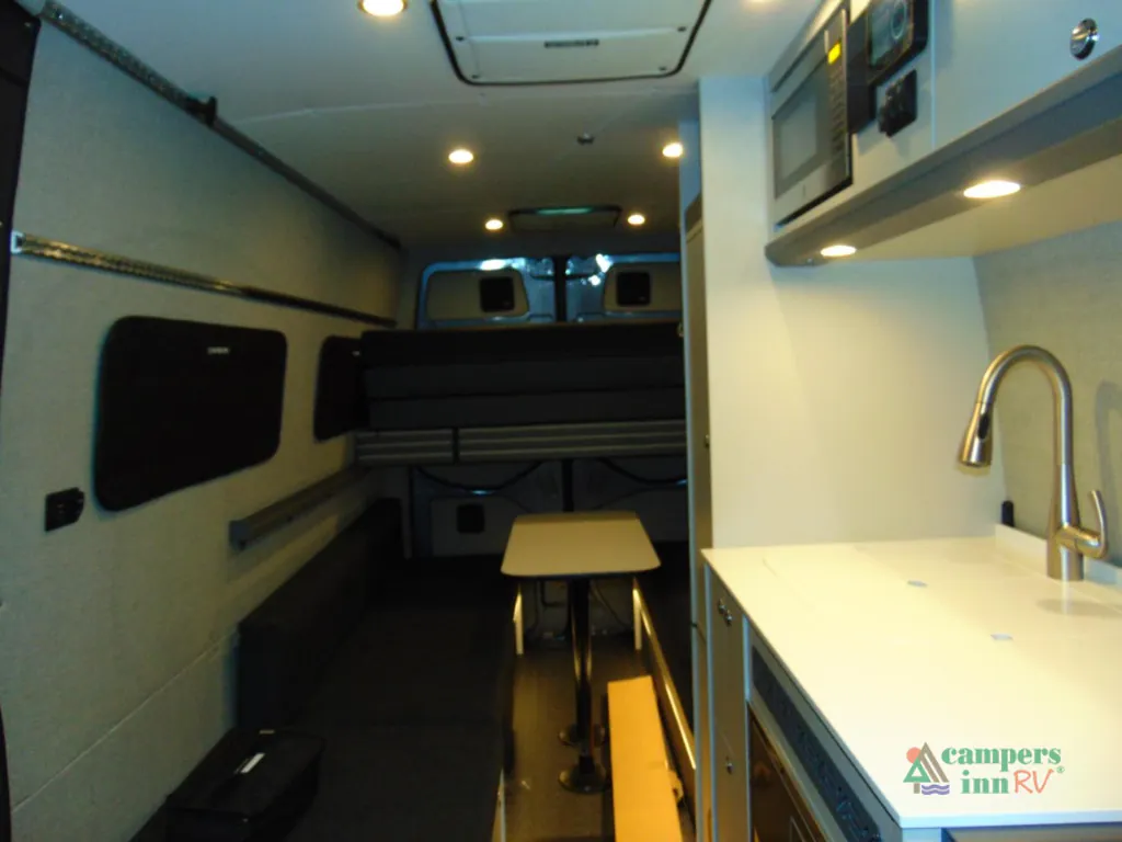 2024 Outside Van Approach 170, Photos photo 40
