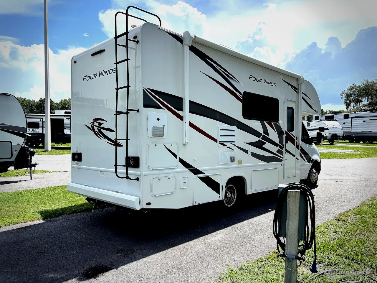 2023 Thor Motor Coach Four Winds Sprinter 24LT - Photo 3