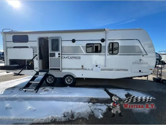 2026 Coachmen Freedom Express Ultra Lite 258BHS - Photo 4