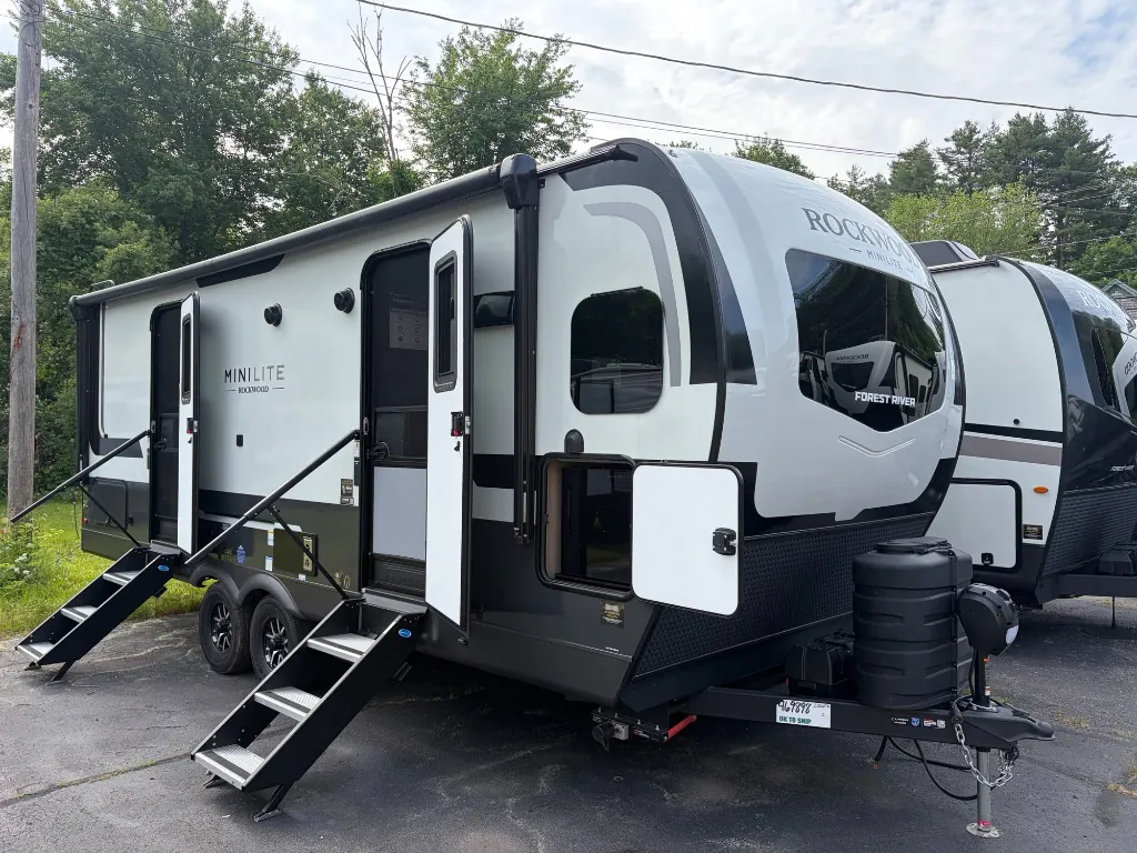 2026 Forest River Rockwood Mini Lite 2506FK - Photo 3
