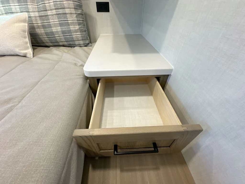 2027 Forest River Rockwood Mini Lite 2109S, Photos photo 10
