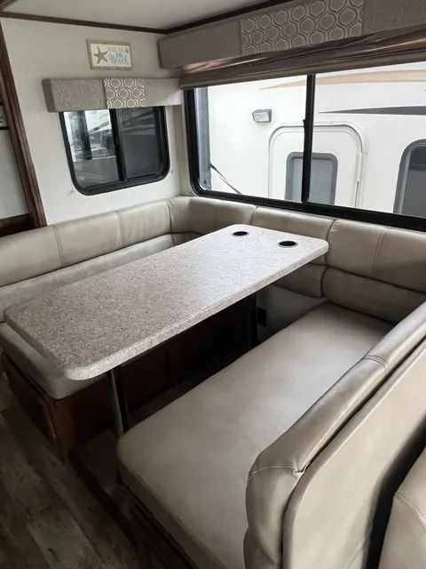 2018 Forest River FR3 30DS, Photos photo 4