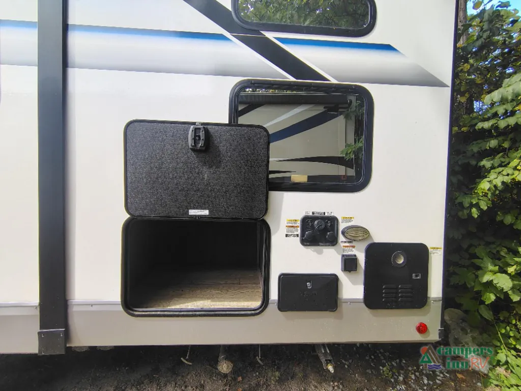 2025 Forest River Cherokee Alpha Wolf 26DBH, Photos photo 11