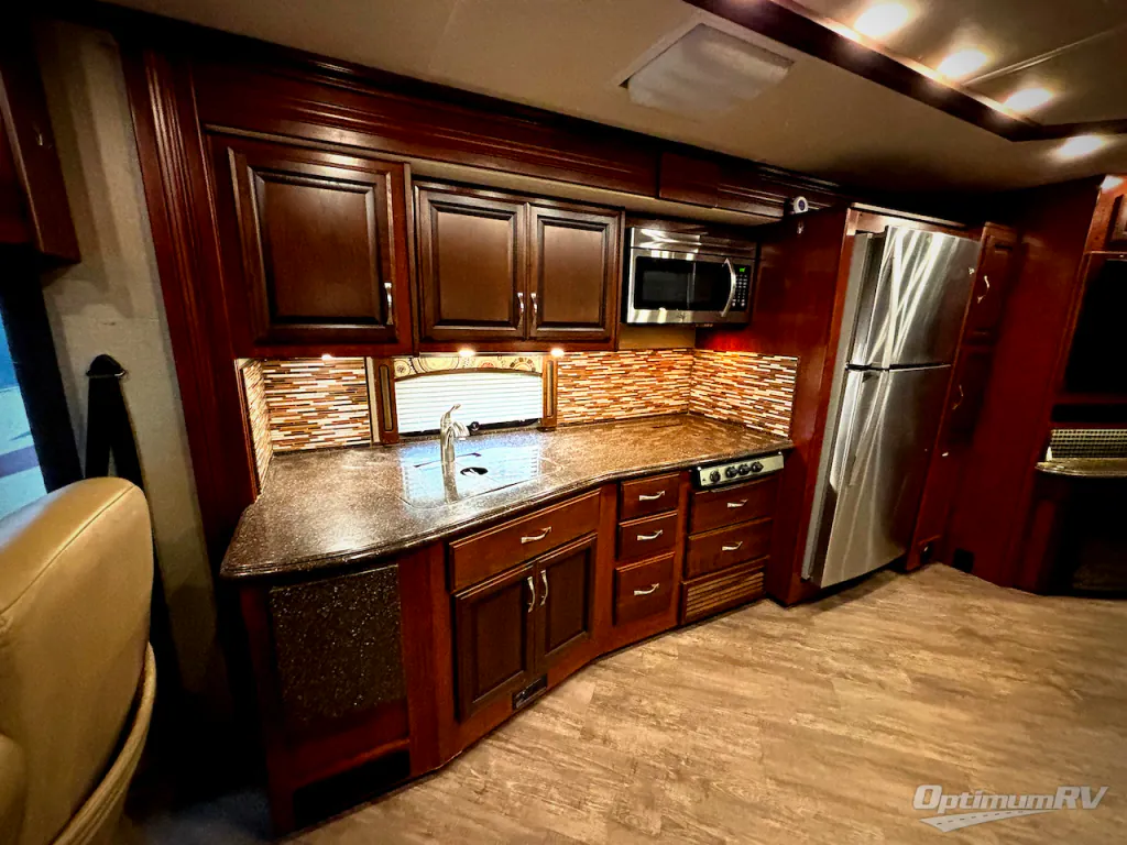 2017 Fleetwood Pace Arrow LXE 38K, Photos photo 11
