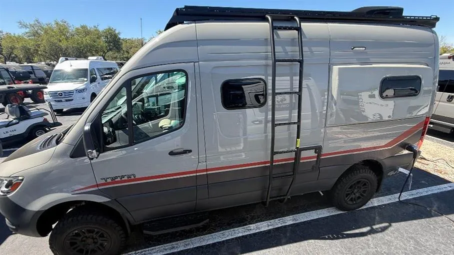 2026 Tiffin Motorhomes GH1 GH1 - Photo 4