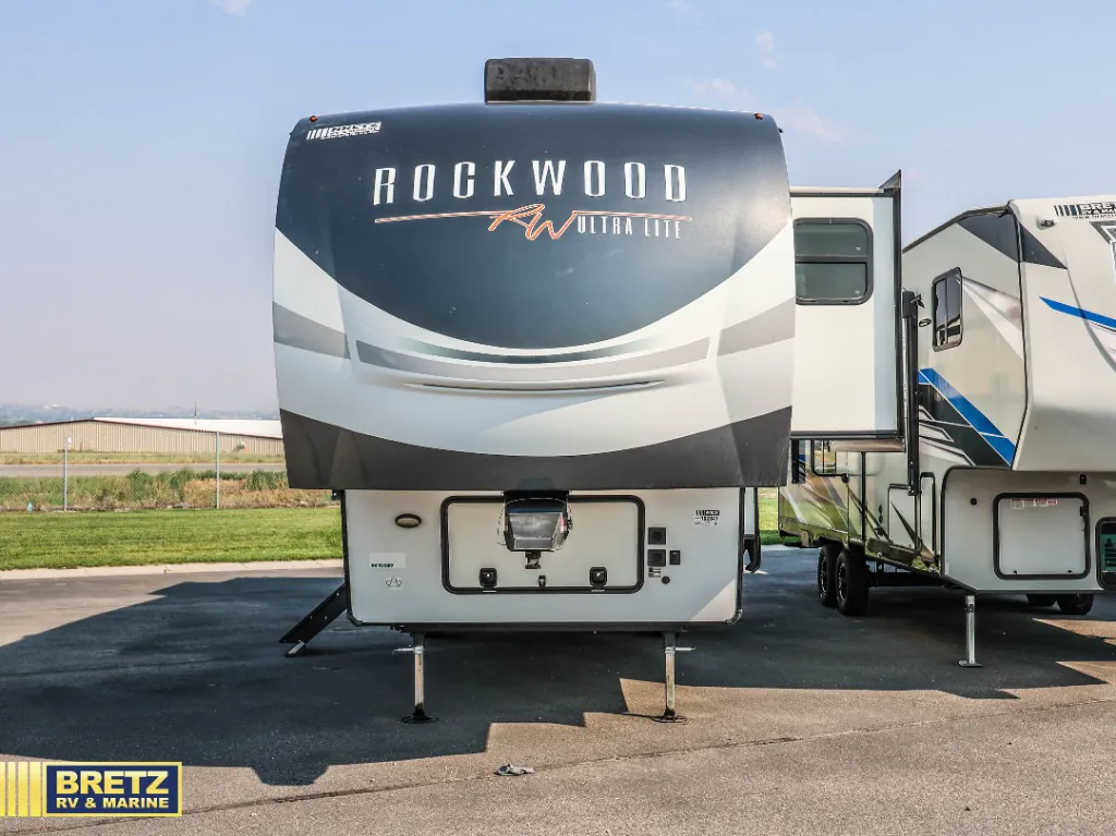2022 Forest River Rockwood Ultra Lite 2898BS - Photo 3