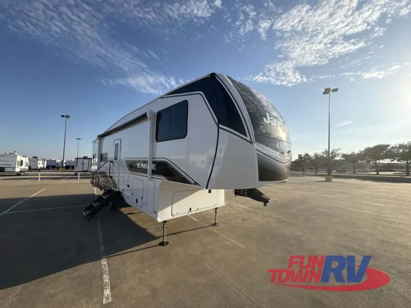 2026 Jayco Eagle HT 27MLC - Photo 2