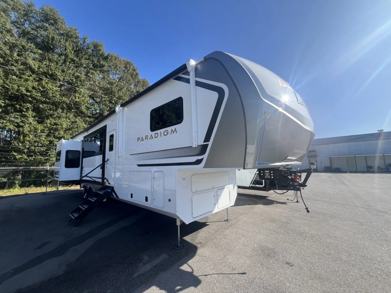 2026 Alliance Rv Paradigm 388SP - Photo 2