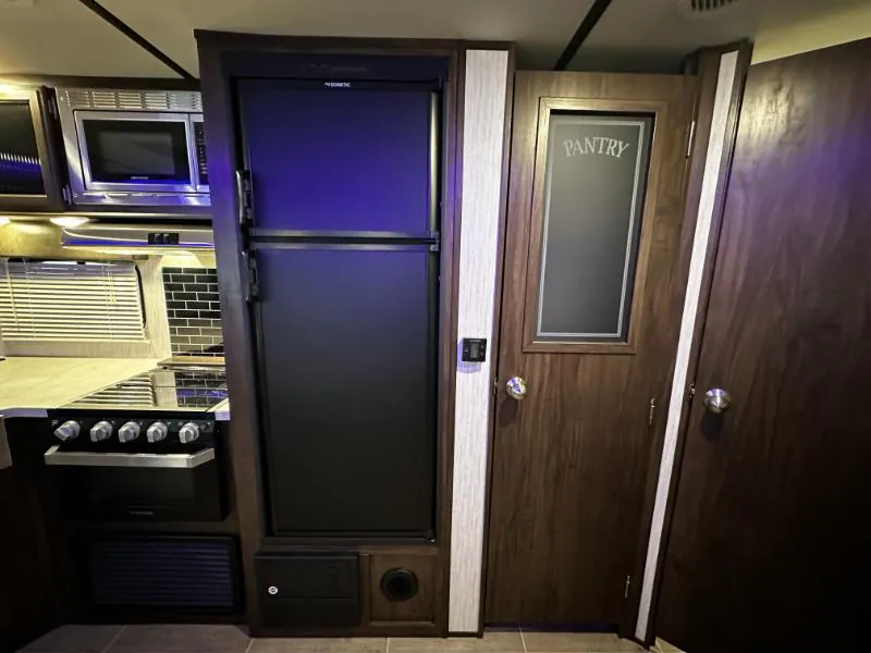 2019 Forest River Cherokee Alpha Wolf 26DBH-L, Photos photo 21