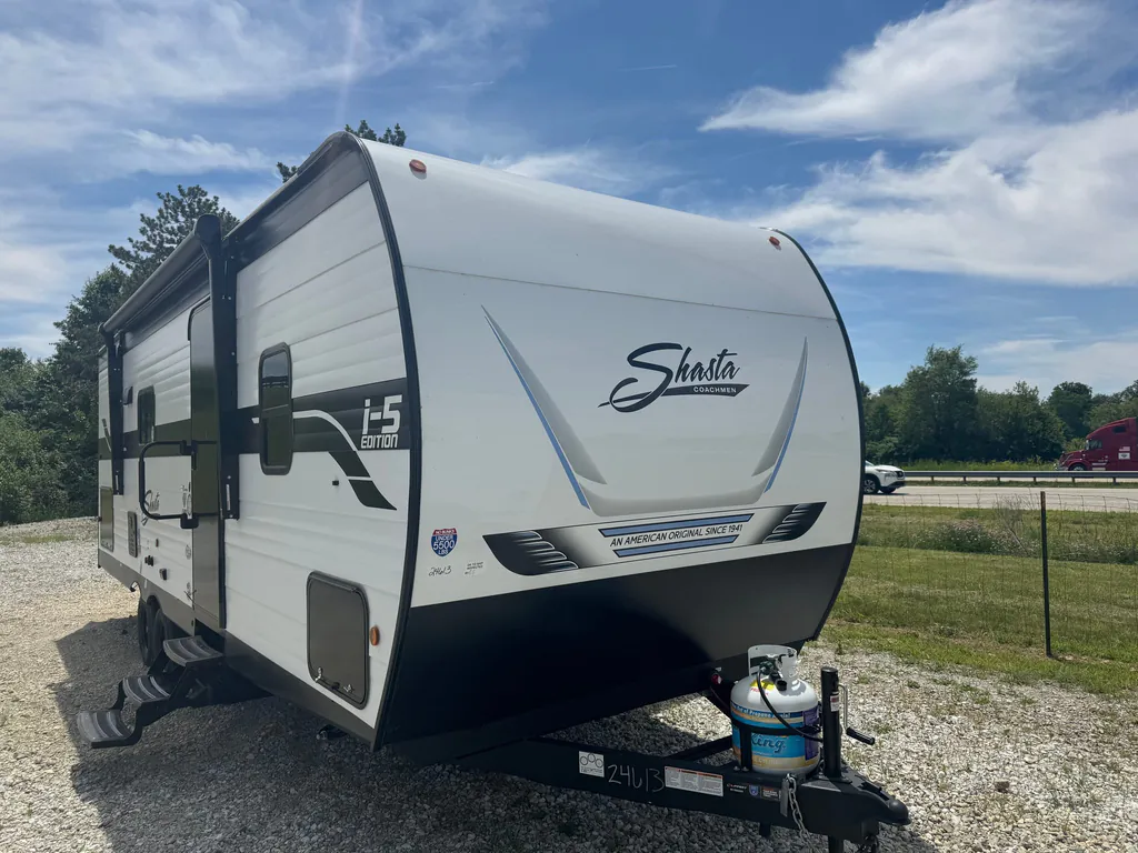 2026 Shasta RVs i-5 Edition 526RBS, Photos photo 15