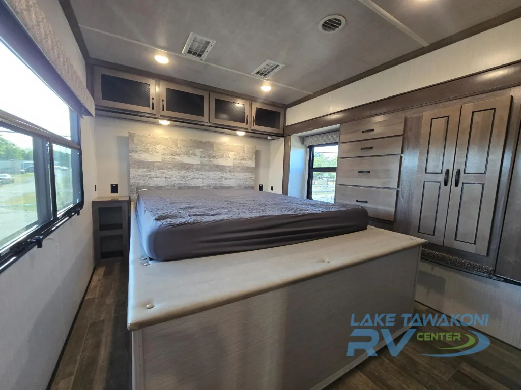 2021 Forest River Cedar Creek 385TH, Photos photo 16