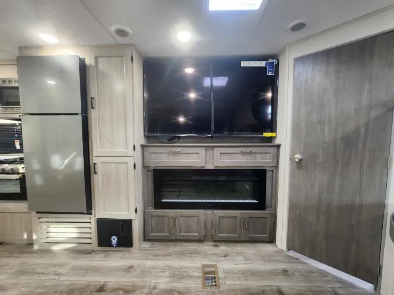 2026 Coachmen Catalina Legacy Edition 273DBHCK, Photos photo 24