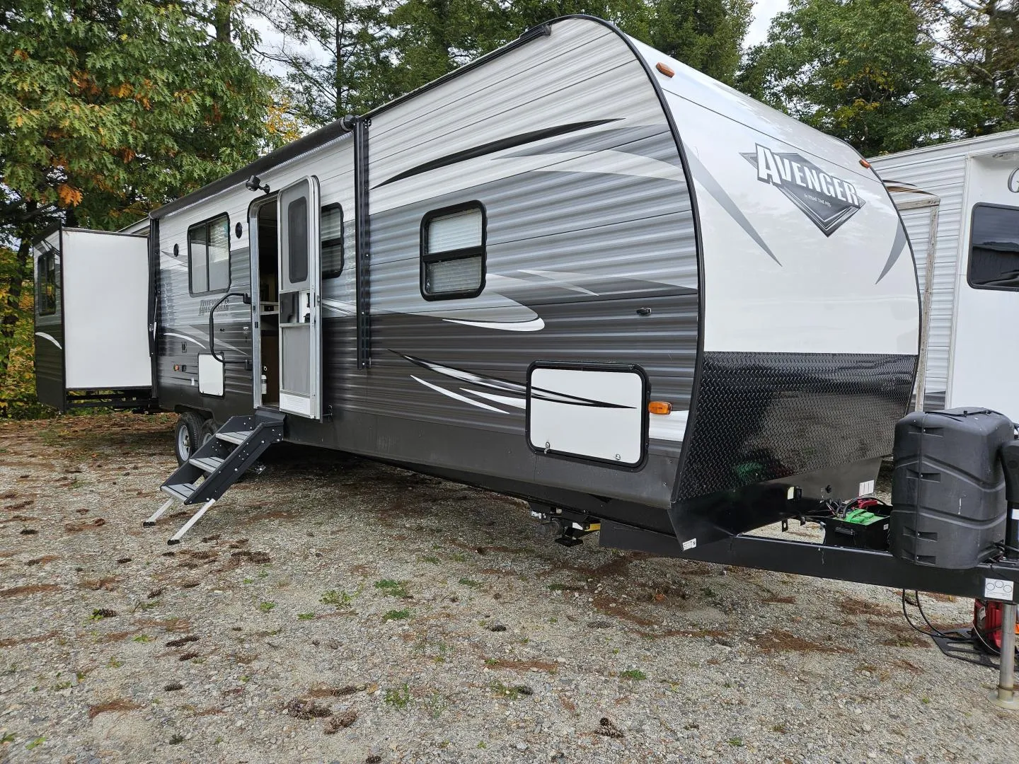 2019 Forest River Wildwood 33TS - Photo 3