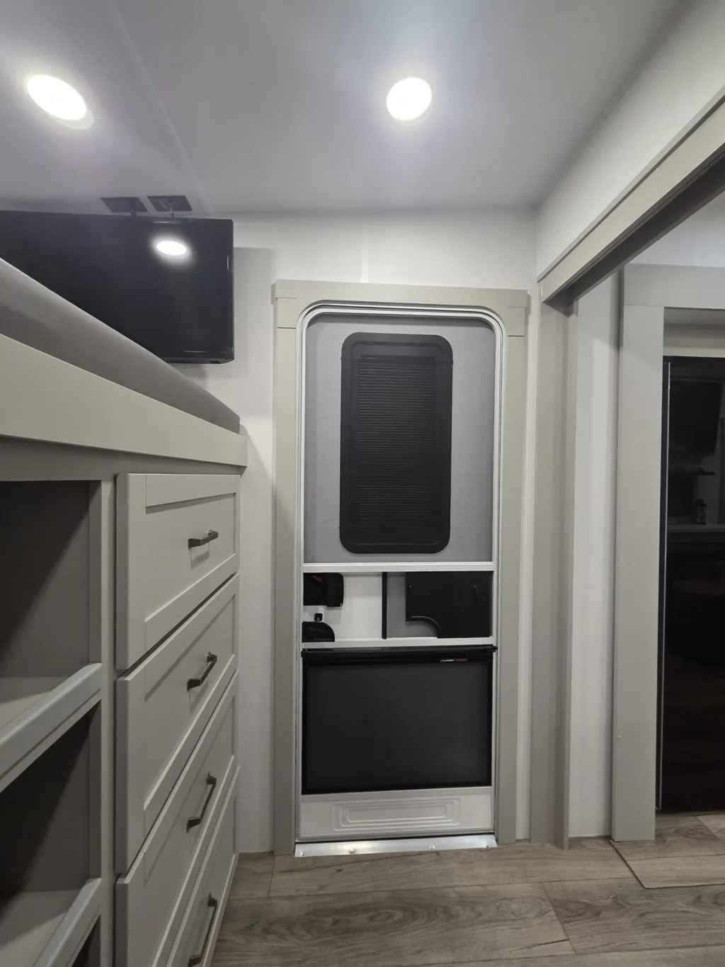 2026 Brinkley Model Z 2810, Photos photo 13